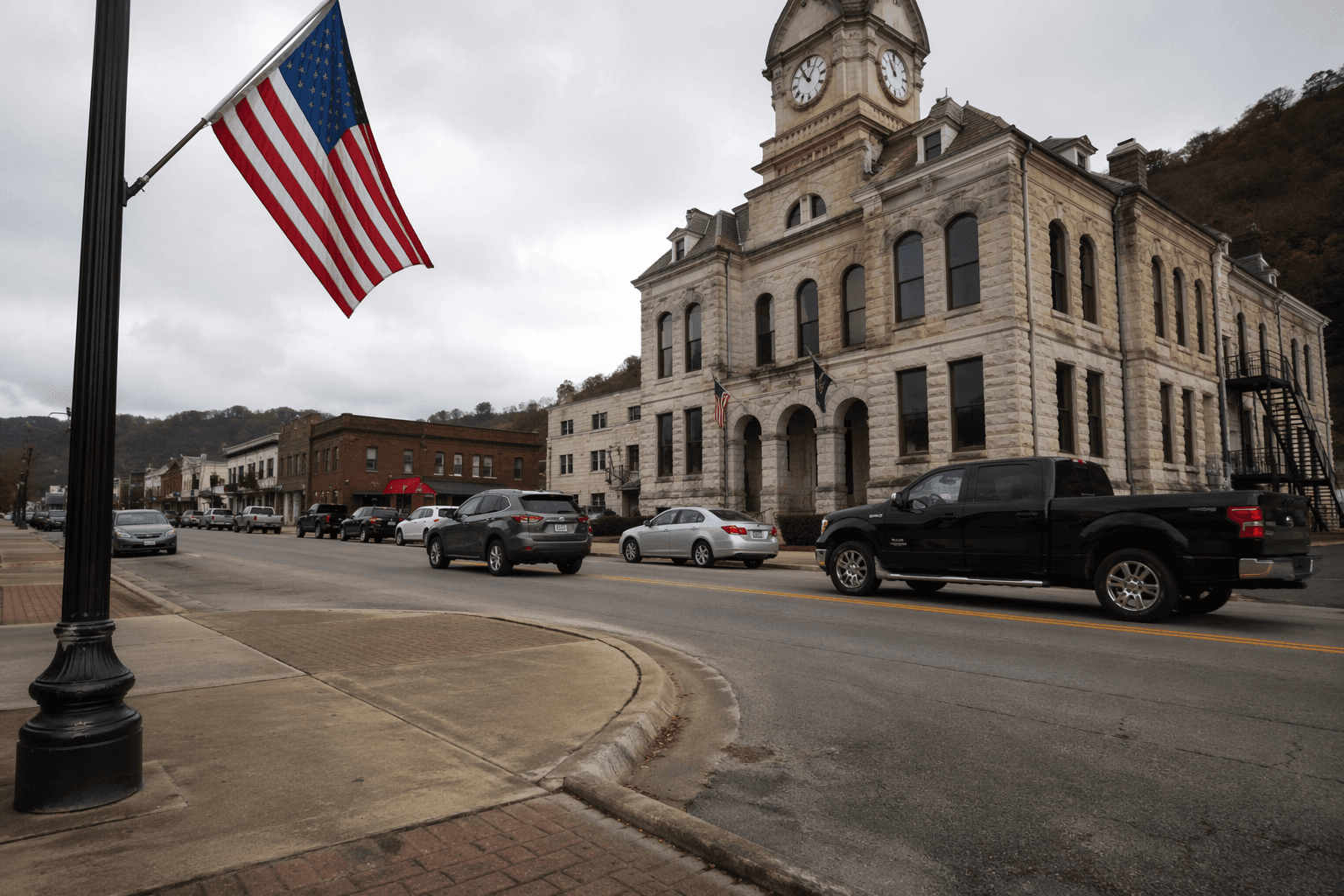 Unofficial primary results show leaders in Owsley County races