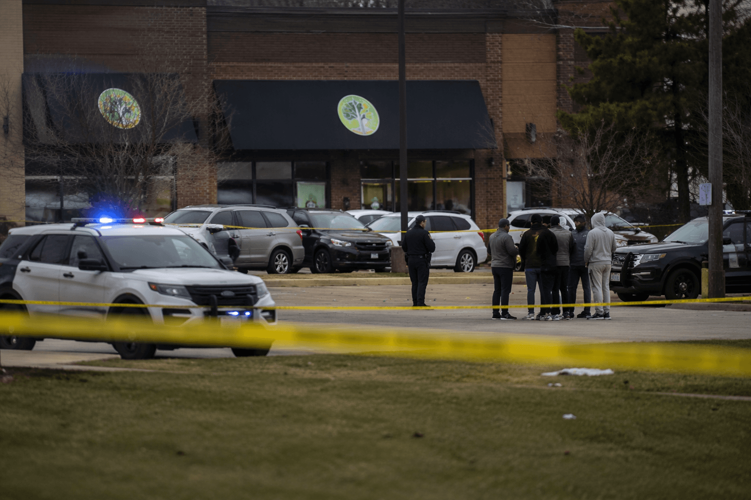 12-year-old girl killed, two wounded in Cleveland shopping center shooting