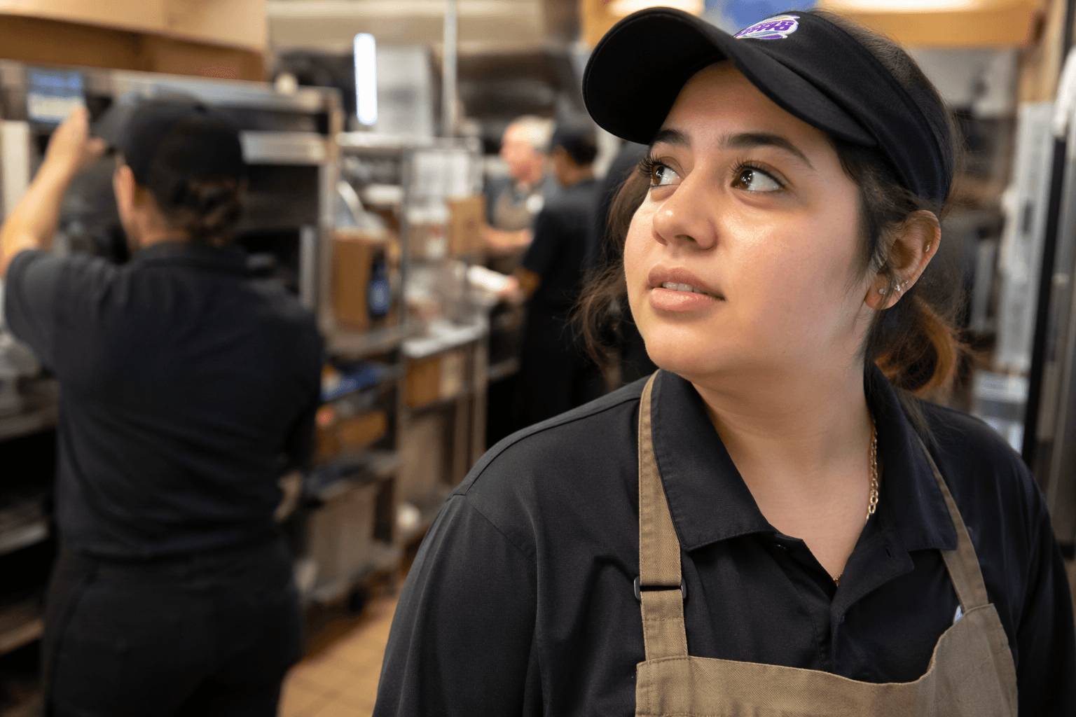 Taco Bell jobs are not all the same, franchisees set pay and benefits
