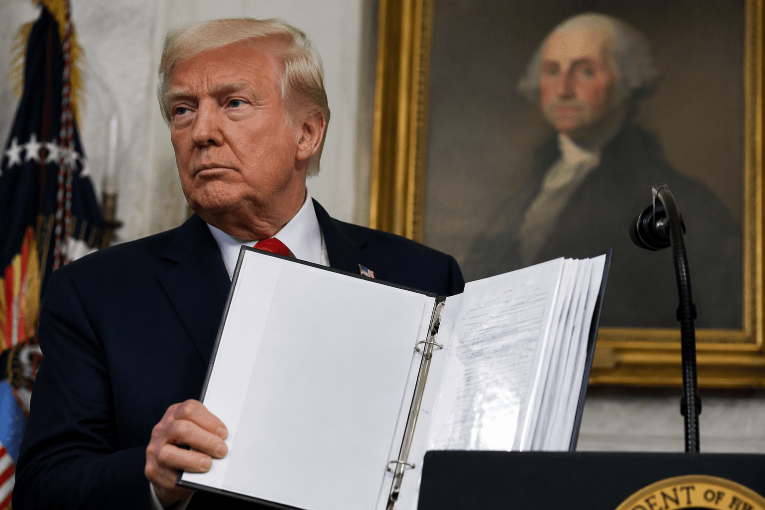 Trump declassifies documents, but they do not prove 2020 fraud