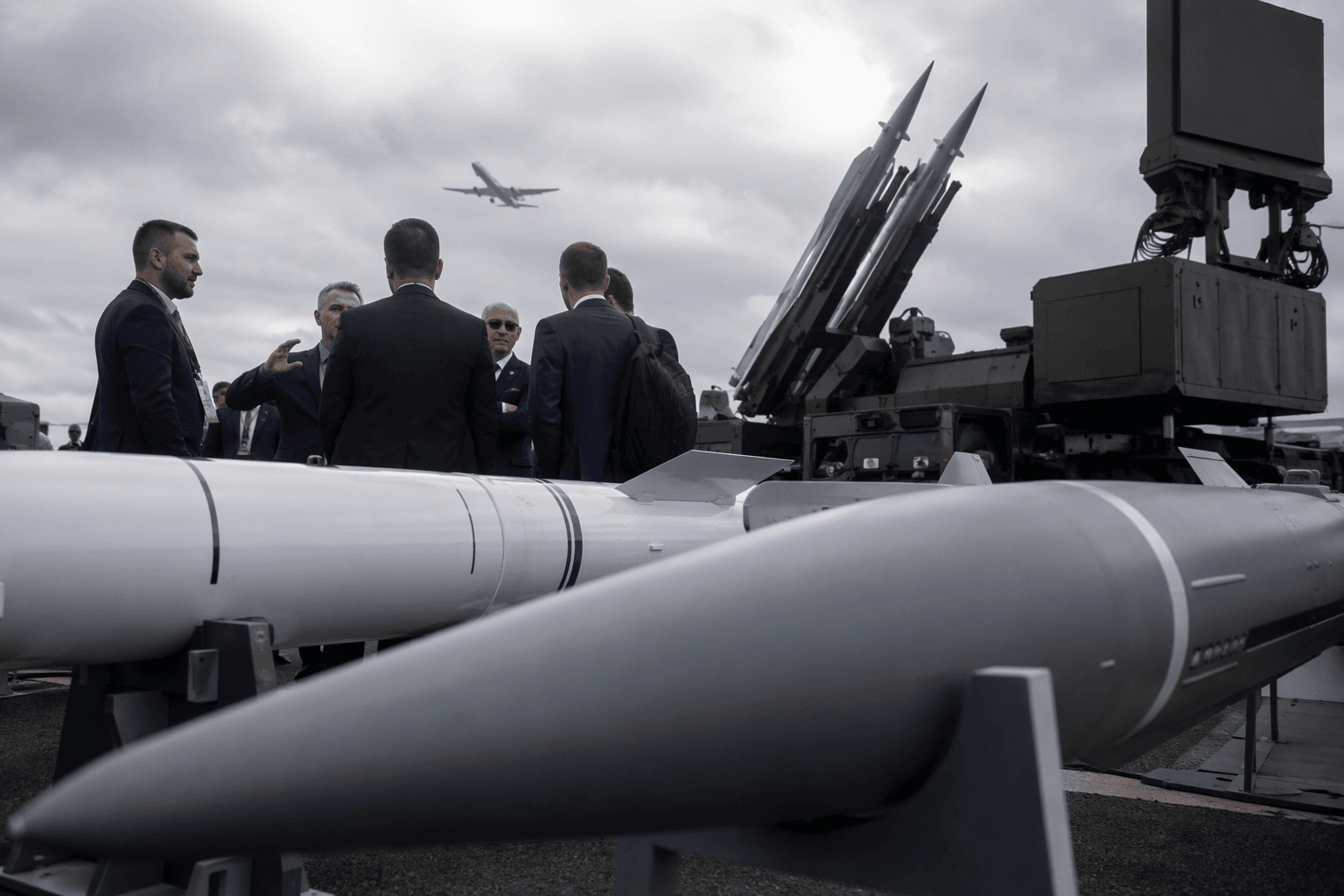 Wars shift Farnborough focus from passenger jets to weapons and drones