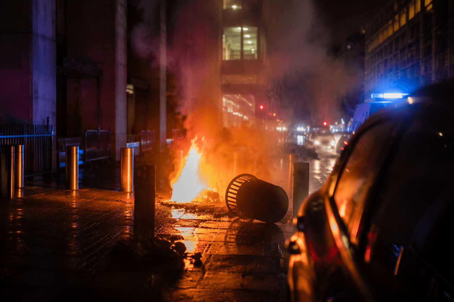 Fireworks explosion outside Manhattan federal building under FBI investigation