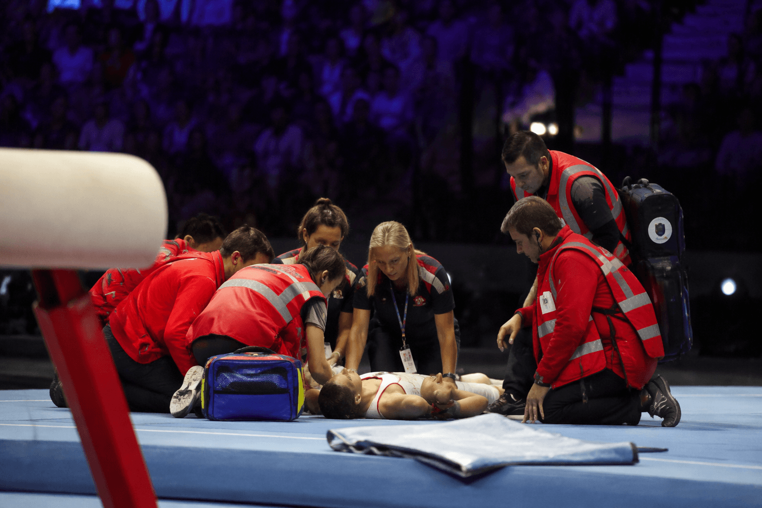 England gymnast Langton conscious after heavy fall at Commonwealth Games