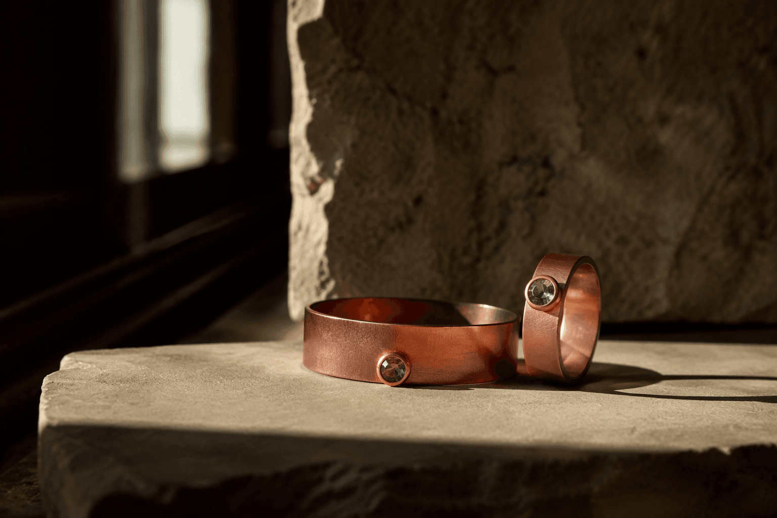 Hemmerle's minimalist jewelry uses copper, red gold, and brown diamonds