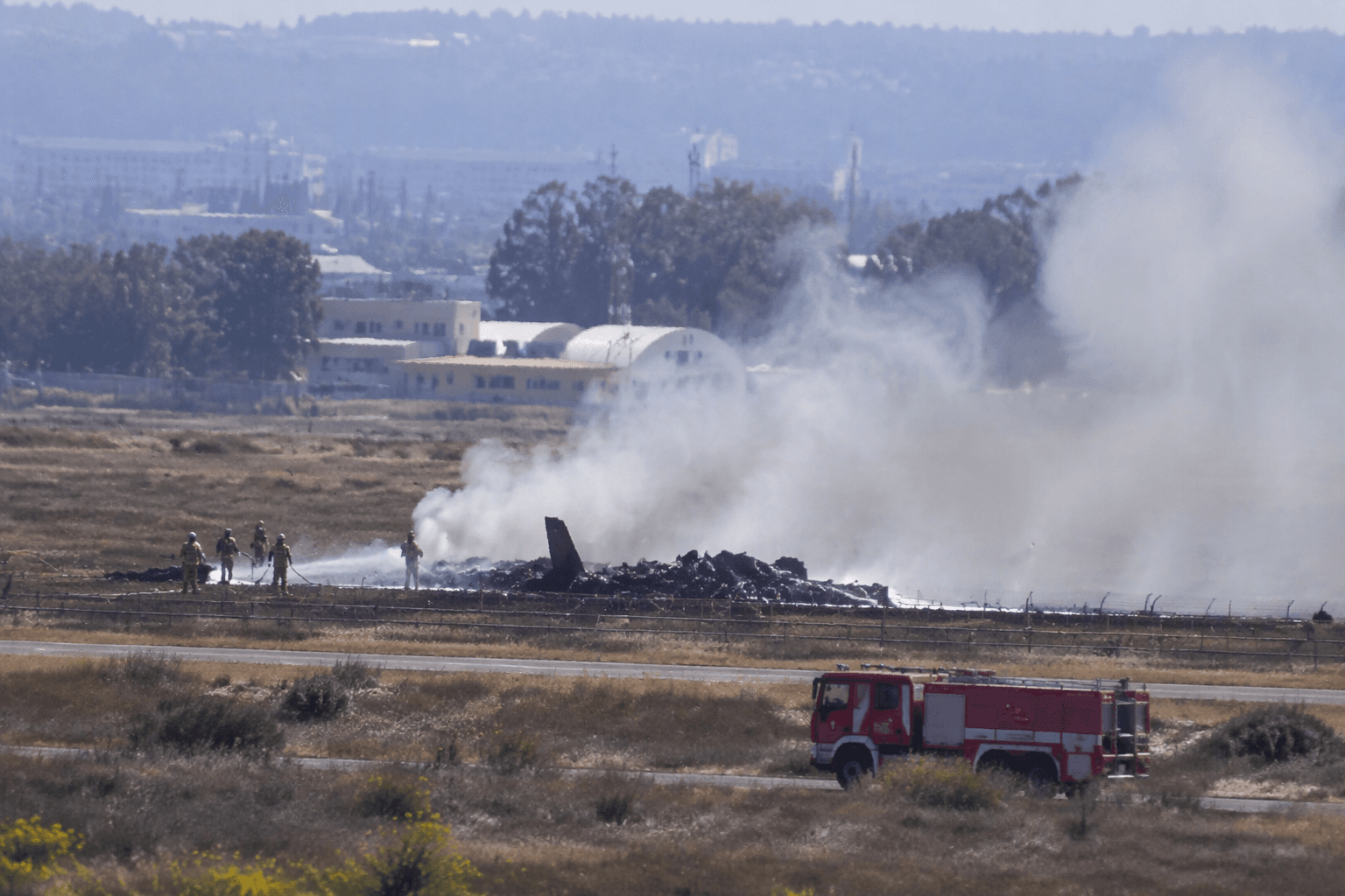 Marine Corps F-35 crashes at Miramar, pilot ejects safely