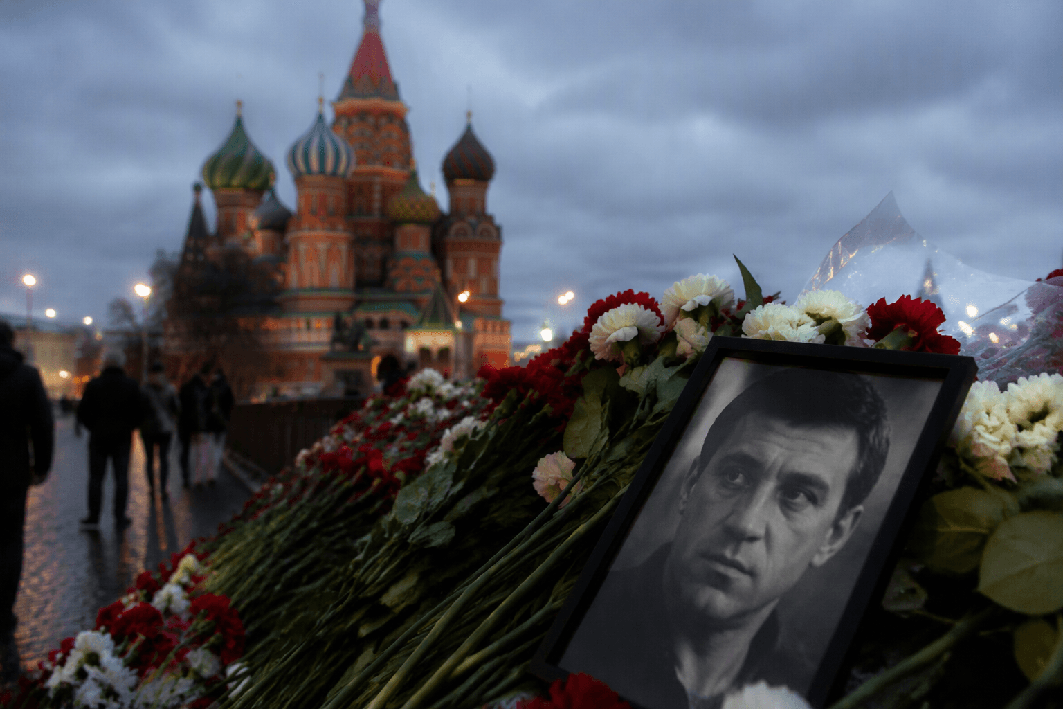 Moscow court orders arrest of Boris Nemtsov's daughter in absentia