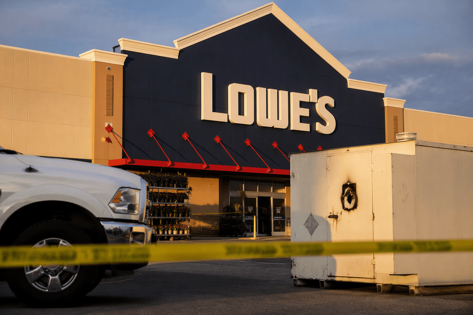 2 Santa Fe men charged in Lowe’s storage box break-in