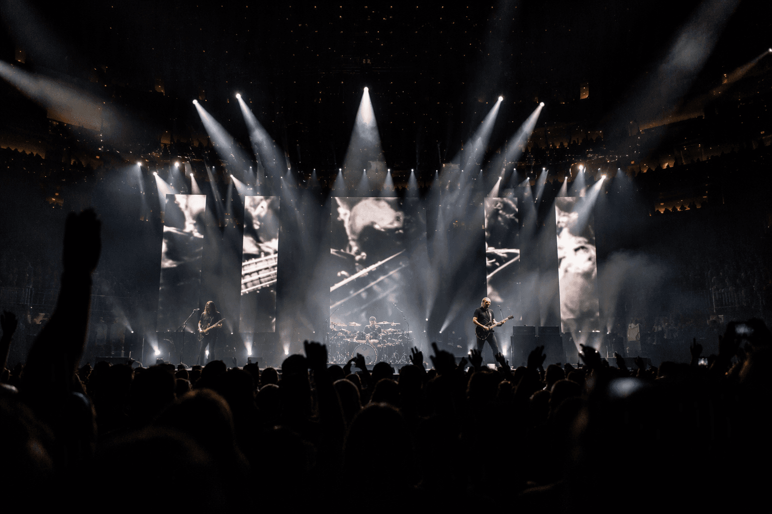 Rush and Alex Lifeson electrify Madison Square Garden with fearless guitar work
