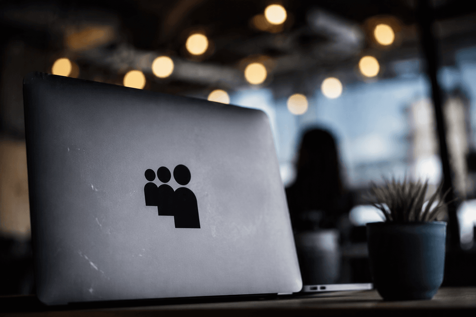 Myspace plans comeback with Top 8 and chronological feeds