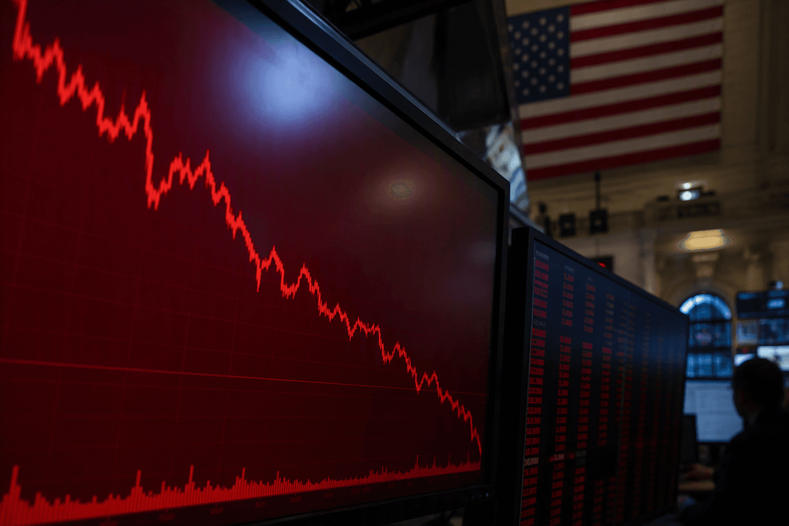 Sandisk and Western Digital slide as high expectations hit chip stocks