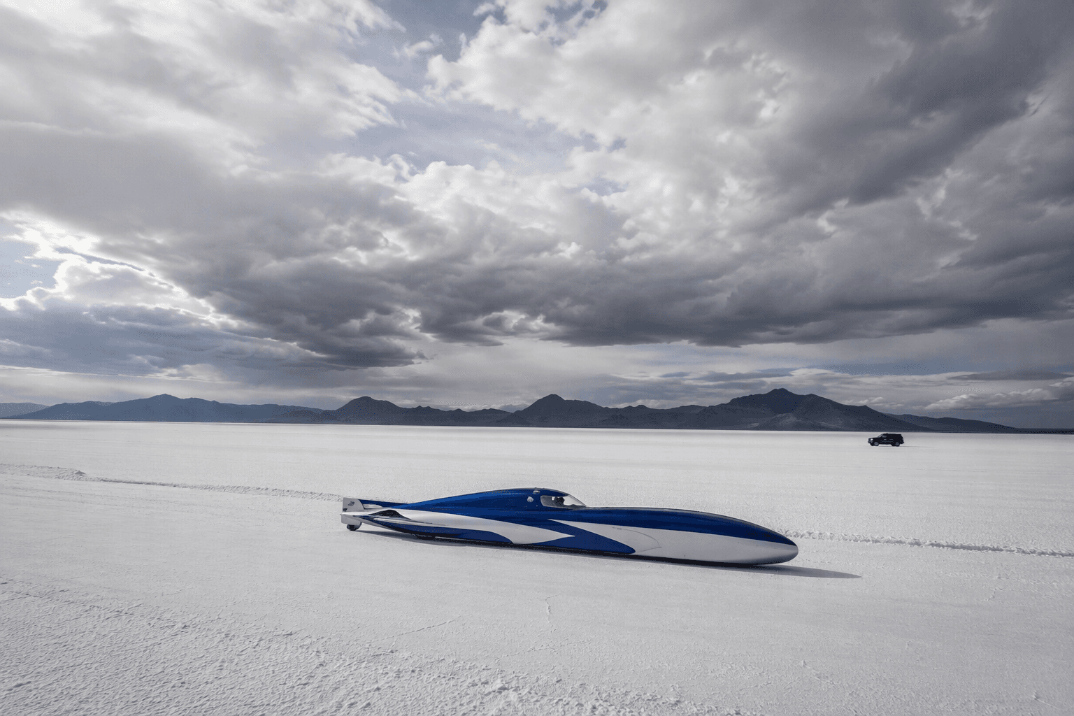 Hydrogen-powered car chases land-speed record on Bonneville Salt Flats