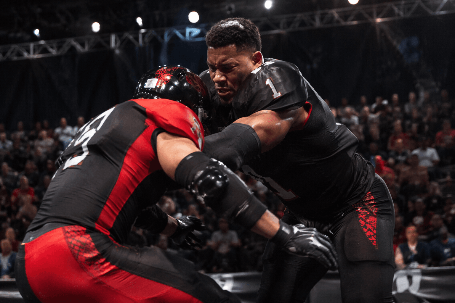 Justin Holloway’s long road to SlamBall fits the Mob’s physical style
