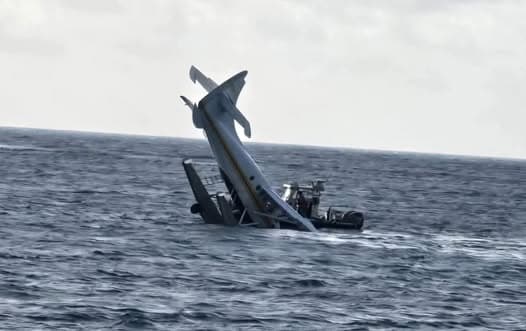 Key West Seaplane Crashes Near Fort Jefferson, Pilot Unharmed