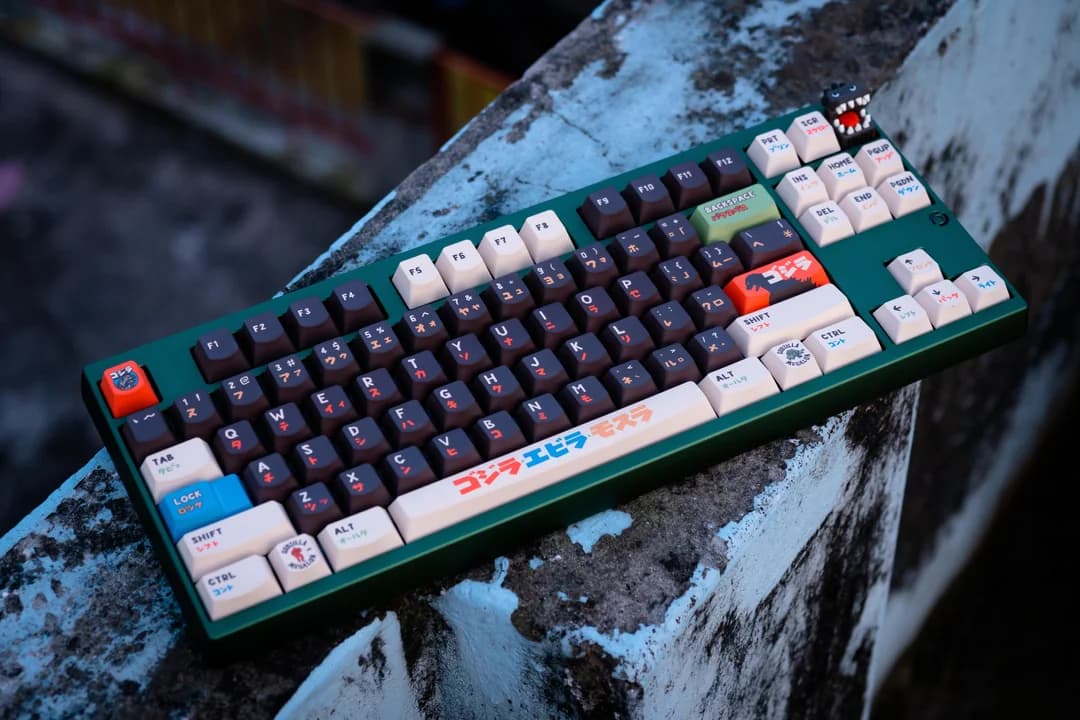Best Mechanical Keyboards I Have Tried in 2025 (Both Pre-Built and Custom)