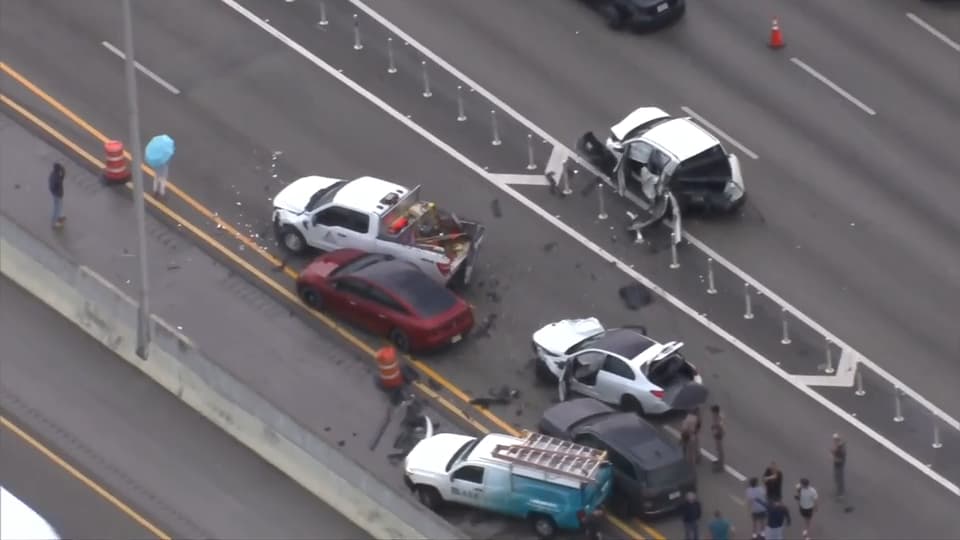 Three hospitalized after multi-car crash closes I-95 express lanes