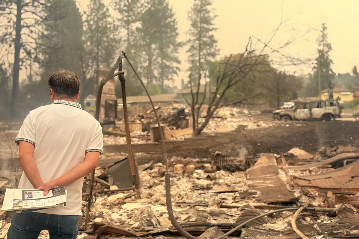 Spokane-area wildfires destroy hundreds of homes, force mass evacuations