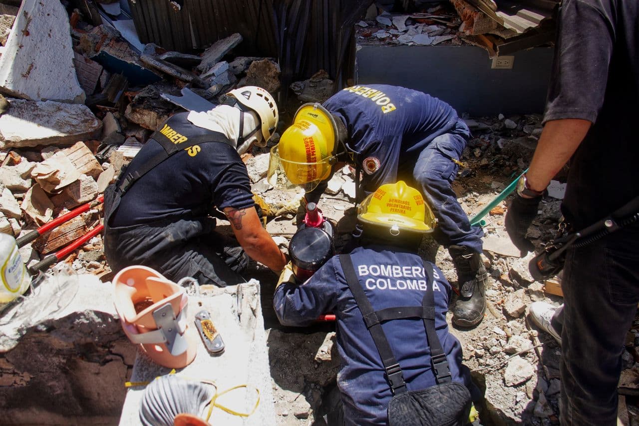 Colombia earthquake death toll rises as rescuers race to find survivors