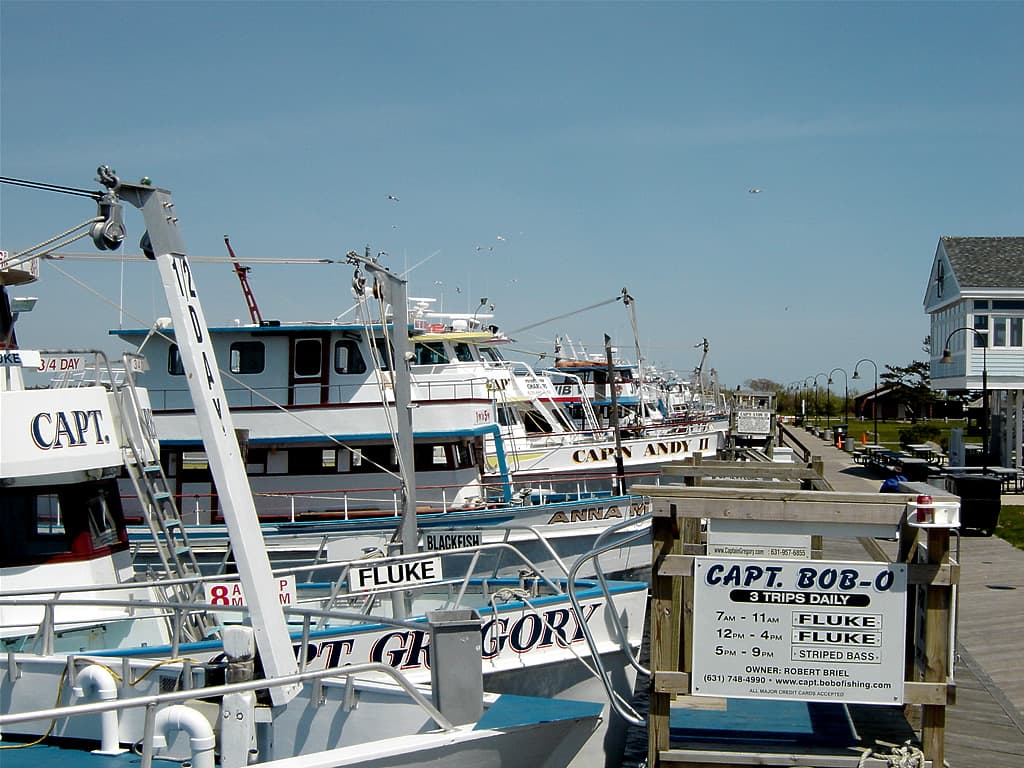 Boater dies after capsizing near Captree State Park in West Islip