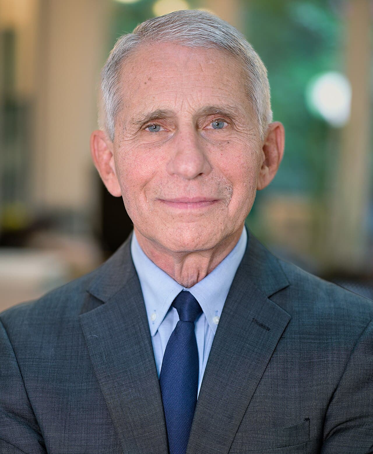 Senators release Fauci texts on weighing COVID vaccine risks in pregnancy