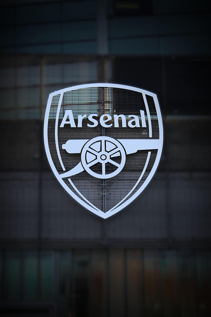 Arsenal in talks to sign Newcastle captain Bruno Guimaraes