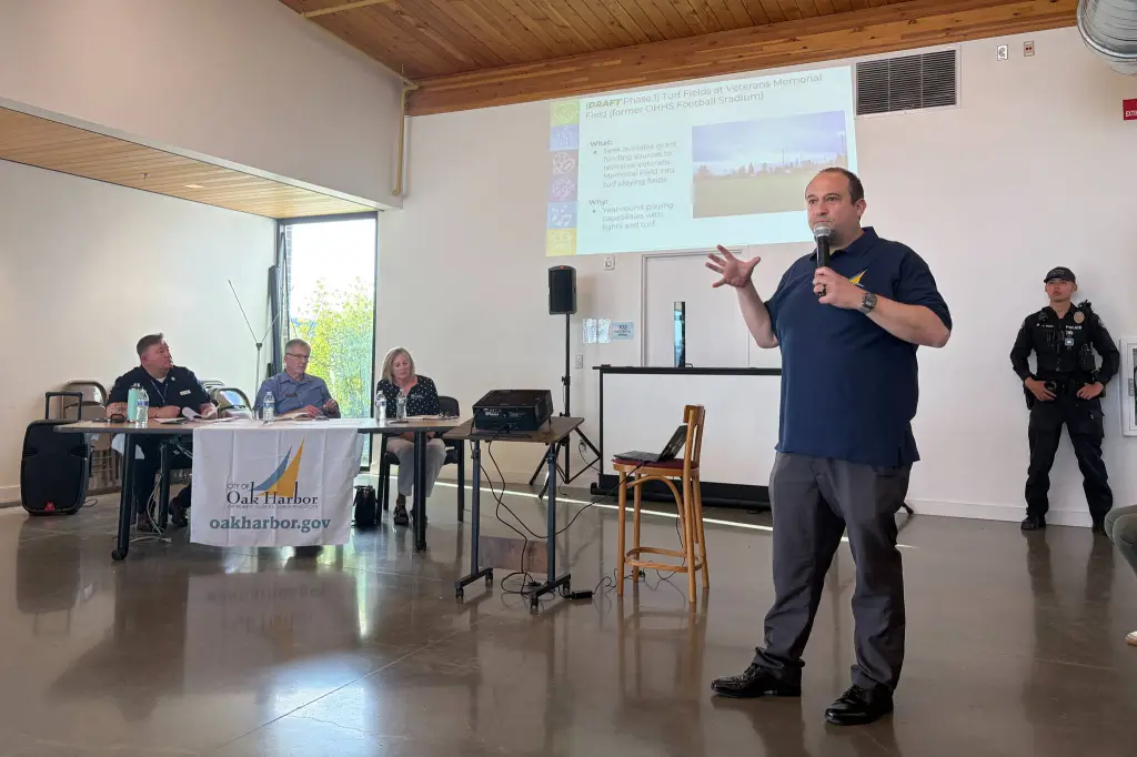 Oak Harbor weighs new athletic fields, school facility replacement