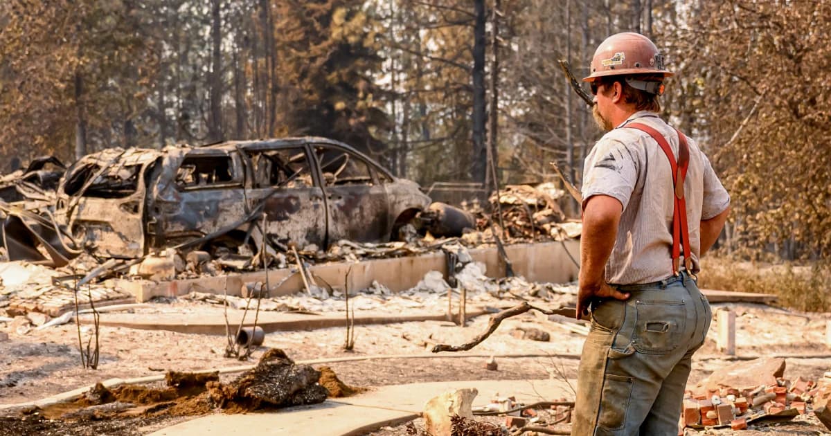 Spokane area fires force mass evacuations as containment slowly improves