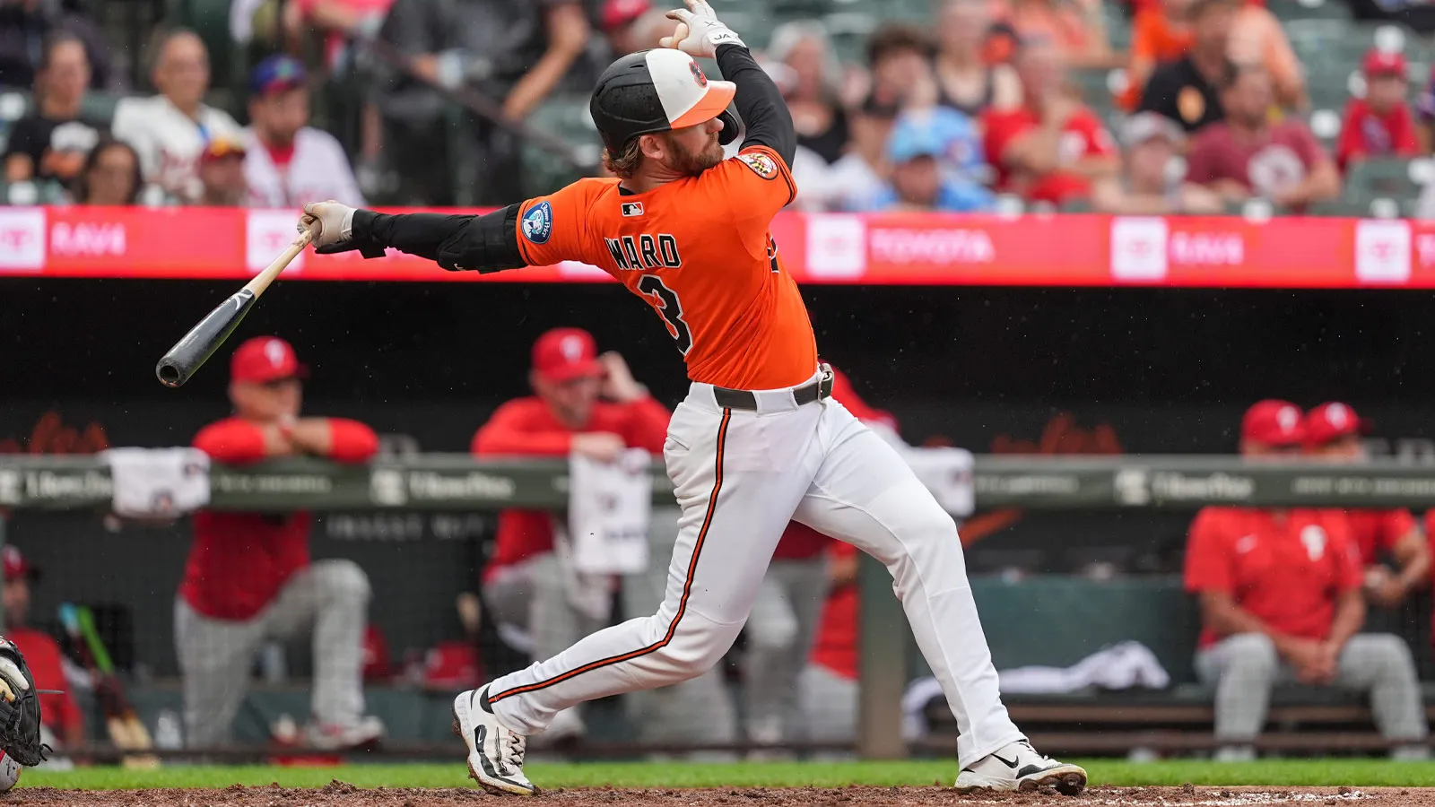 Orioles trade Taylor Ward to Mariners, add three pitchers