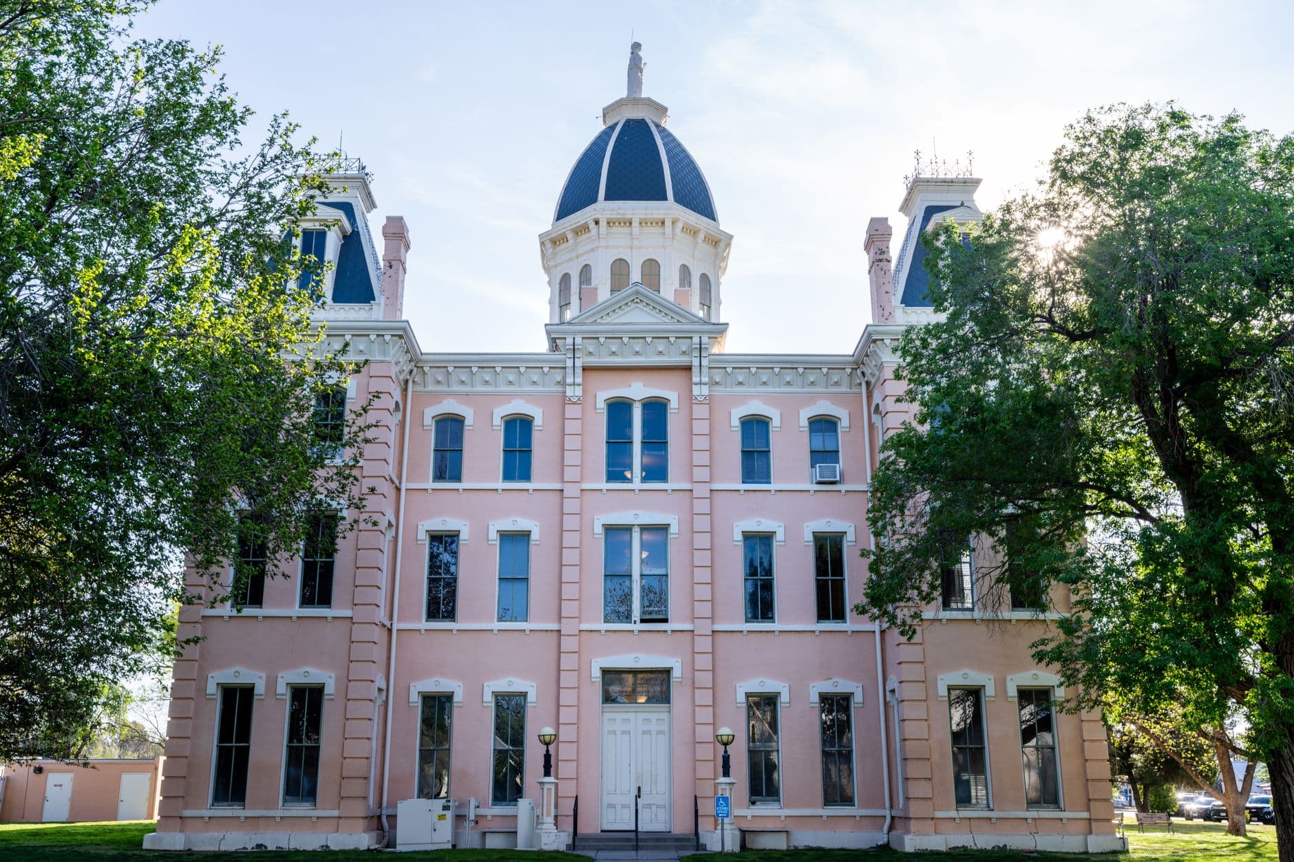 Santa Fe County seeks residents for new salary commission