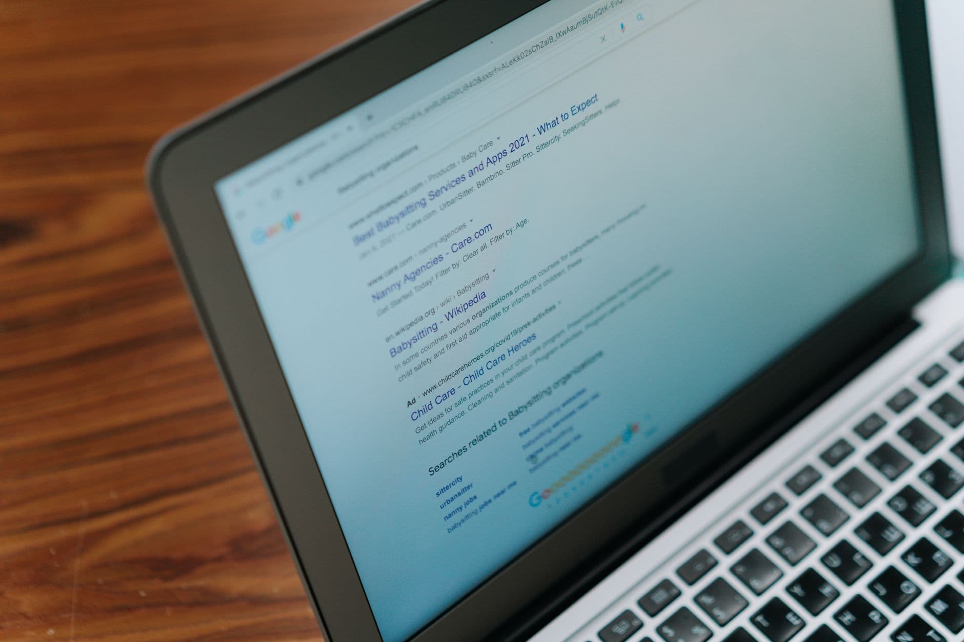 Google snippet controls shape AI Overview visibility for marketers