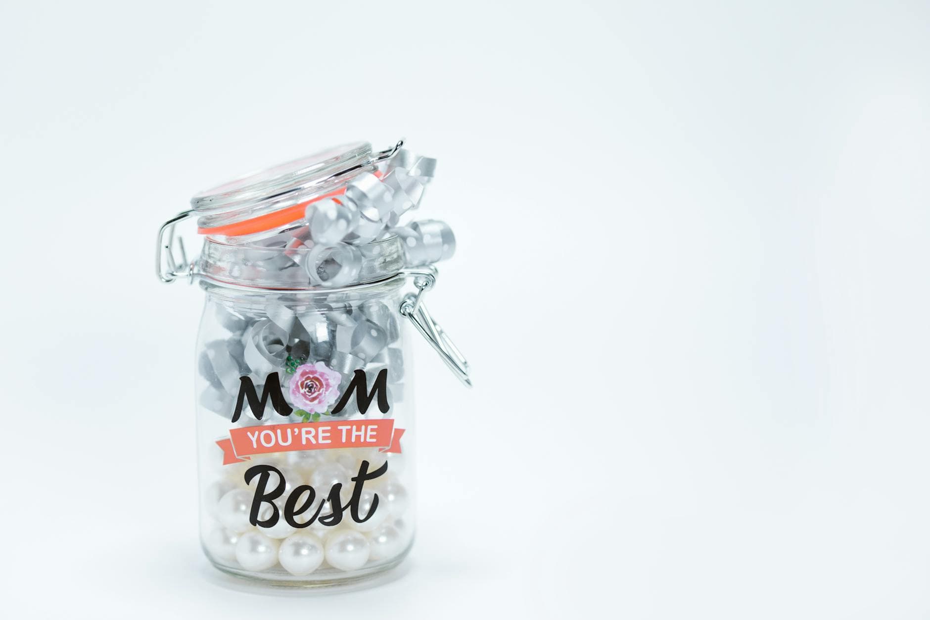 Practical Push Present Ideas for Mom: Sleep, Comfort, and Recovery