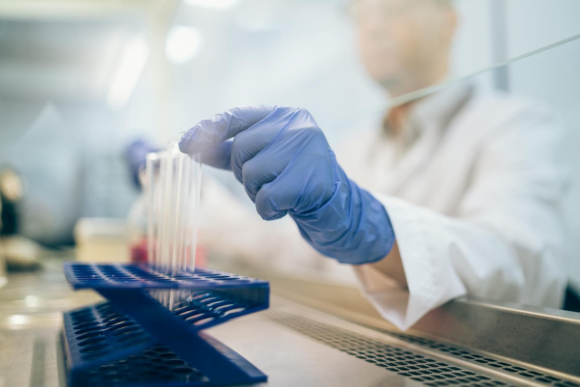 AstraZeneca to invest 300 million pounds in Britain after U.S. deal