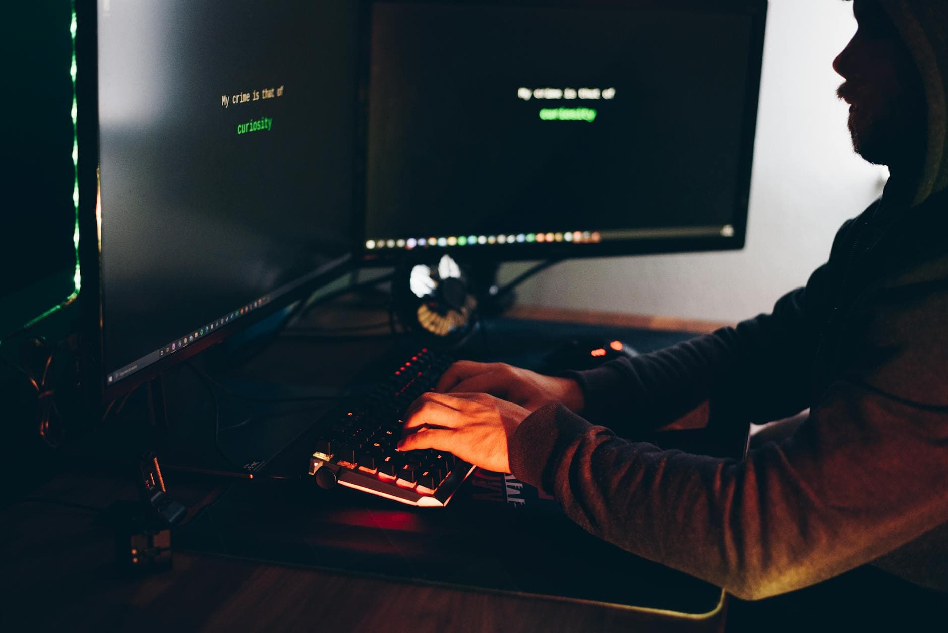 Chinese Hackers Spied on Cuban Diplomats in Washington During Energy Crisis