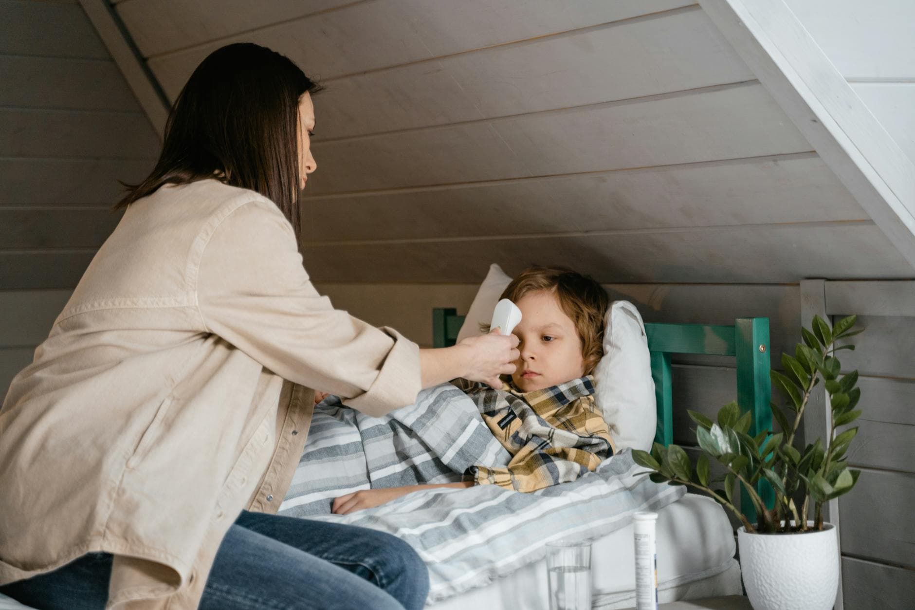 Northwest Iowa mother donates kidney to teenage son, aiding recovery
