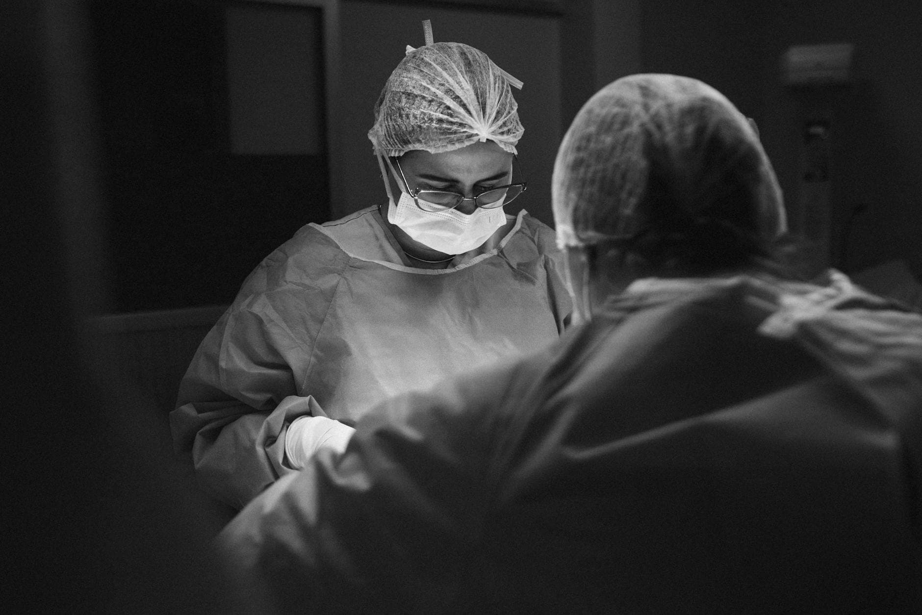 New York surgeon turns balloon art into side hustle to tackle debt