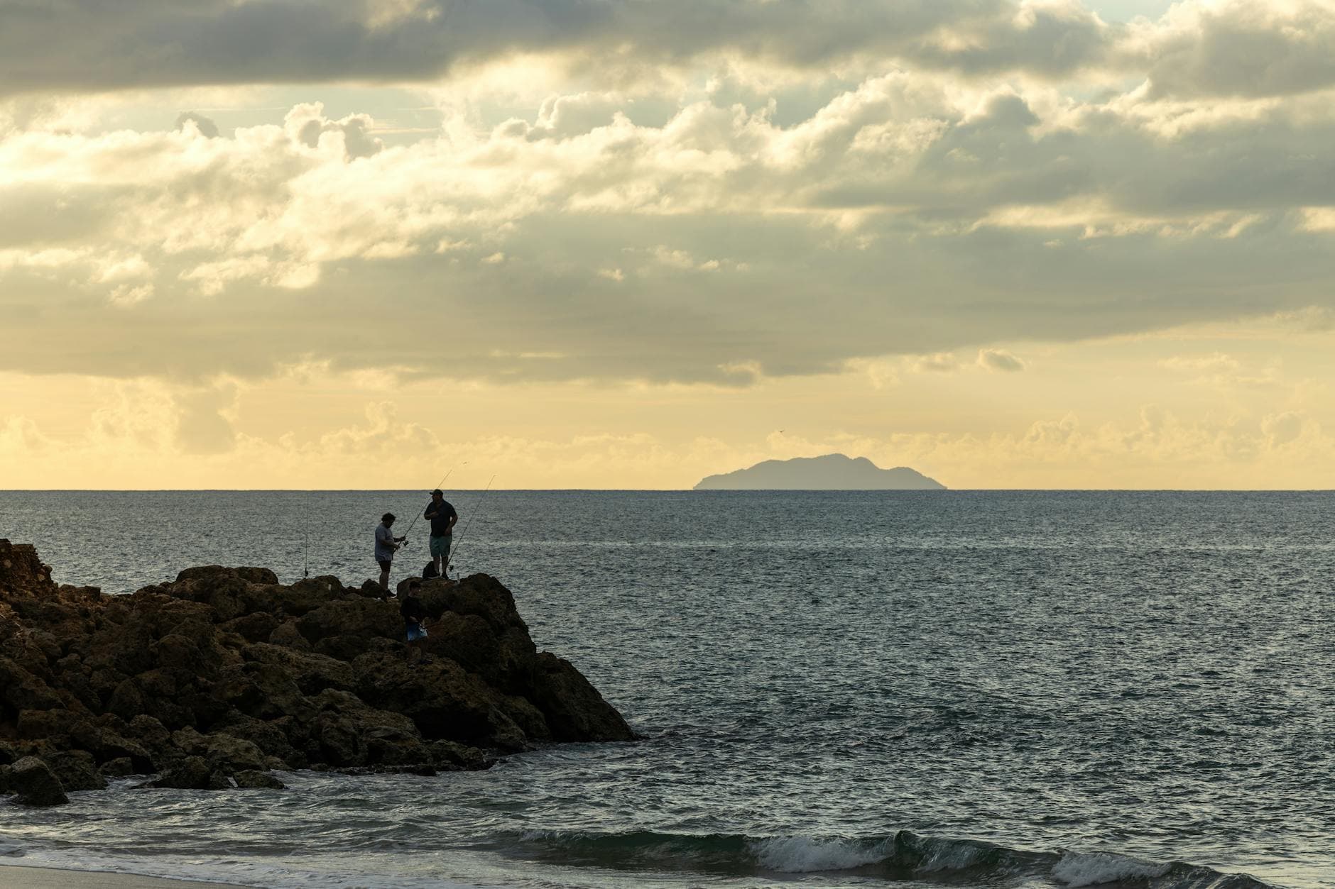 Puerto Rico Spring Fishing Report Highlights Tuna, Kings and Nearshore Bites
