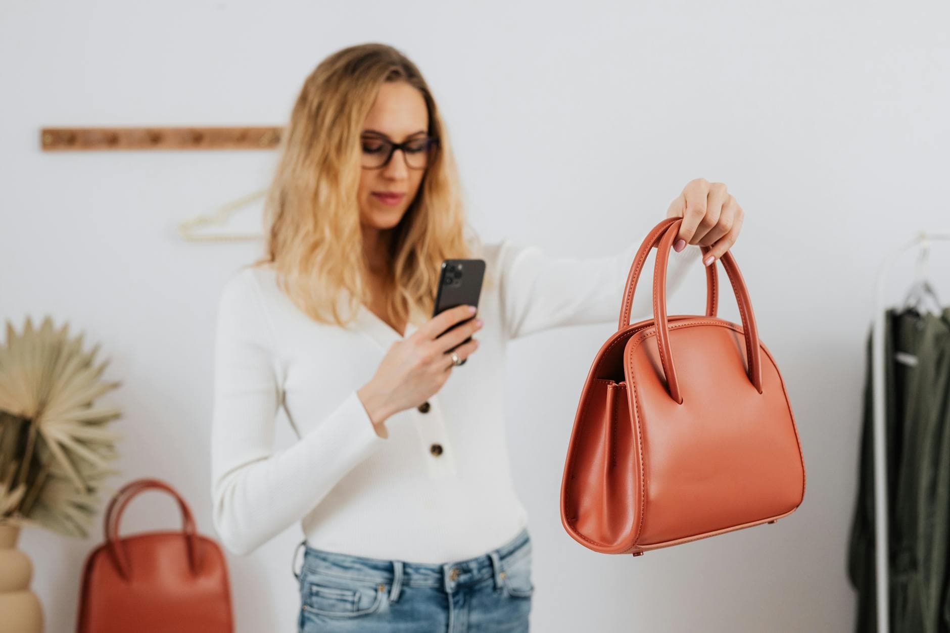 Vestirsi makes Italian leather handbags feel attainable and modern
