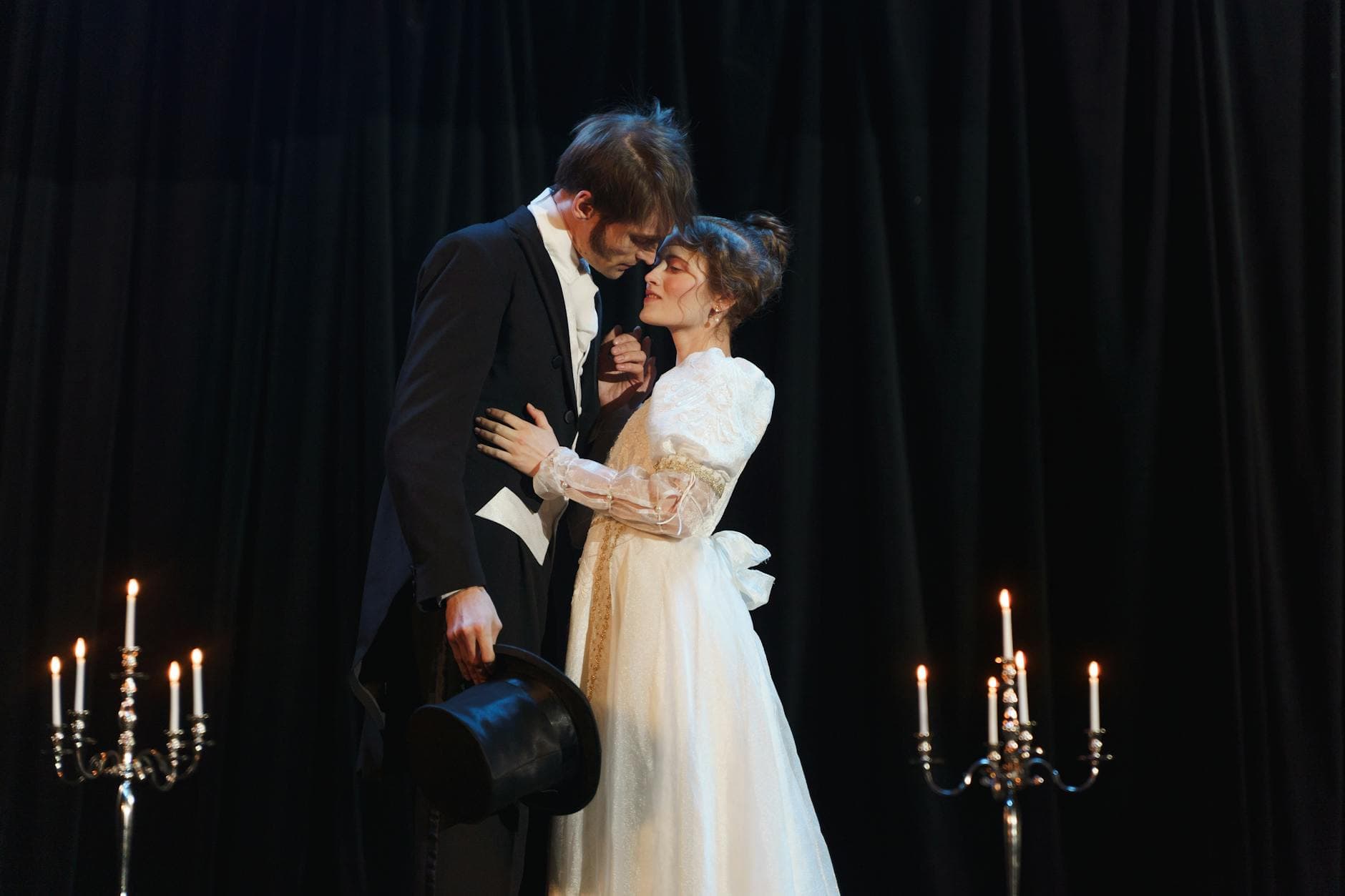 Stage West brings Neil Simon’s Plaza Suite to Spring Hill