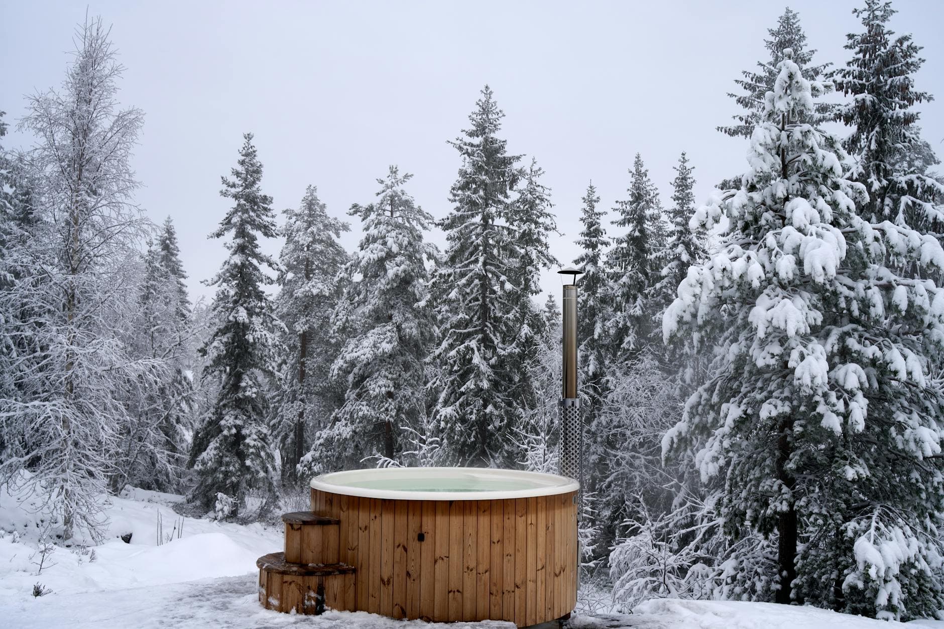 Costco starts selling a plug-in cold plunge tub for $899.99