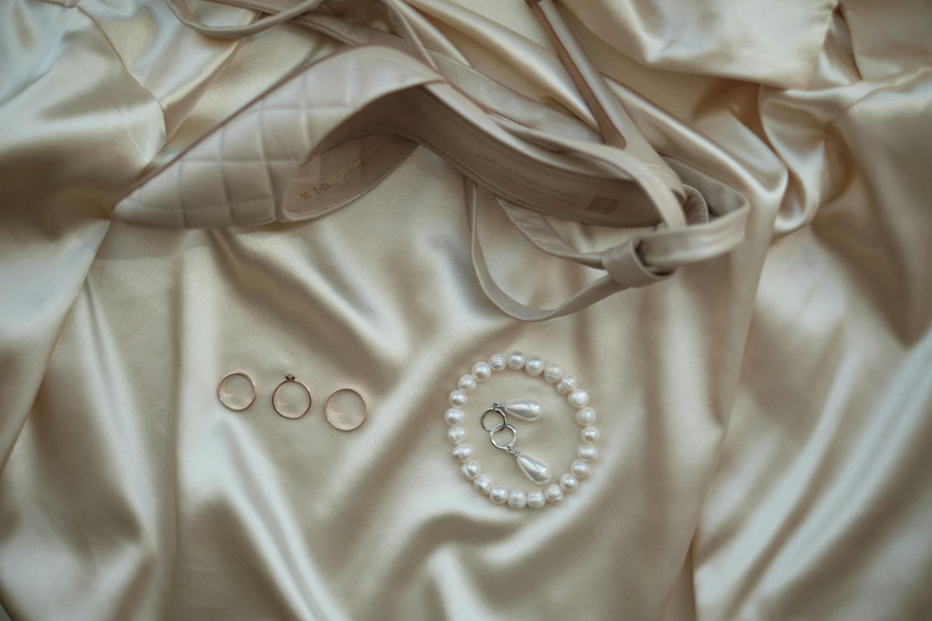 Pearl colors, shapes and care guide bridal looks and daily wear