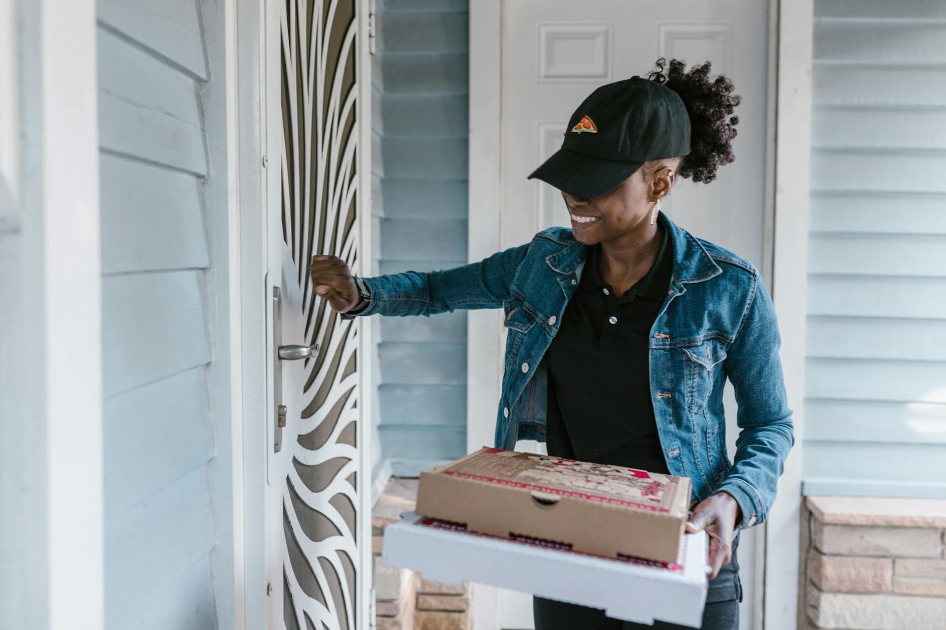 Pizza Hut franchisee lawsuit spotlights AI disruptions and delivery sales losses