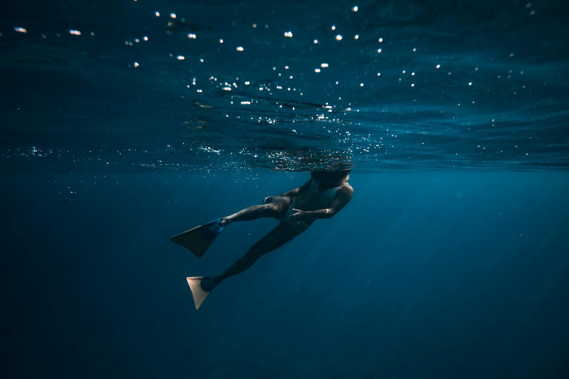 Summerland Key woman dies after boat strikes her while freediving