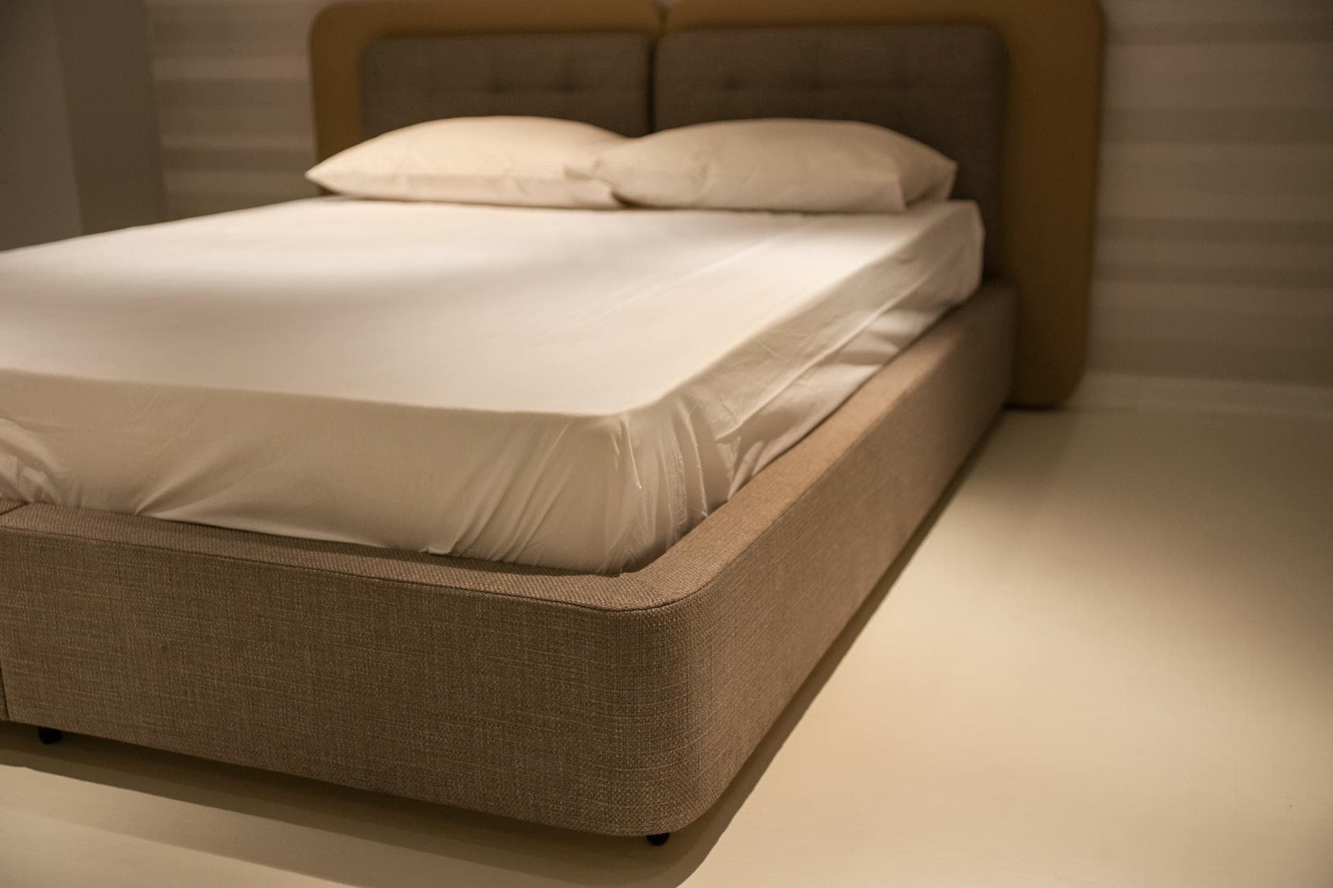 Ozwald Boateng and Savoir unveil bespoke bed made by one artisan