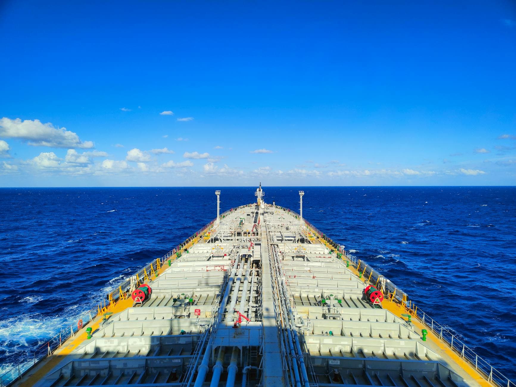 Two Chinese tankers leave Hormuz as Trump, Vance tout Iran talks