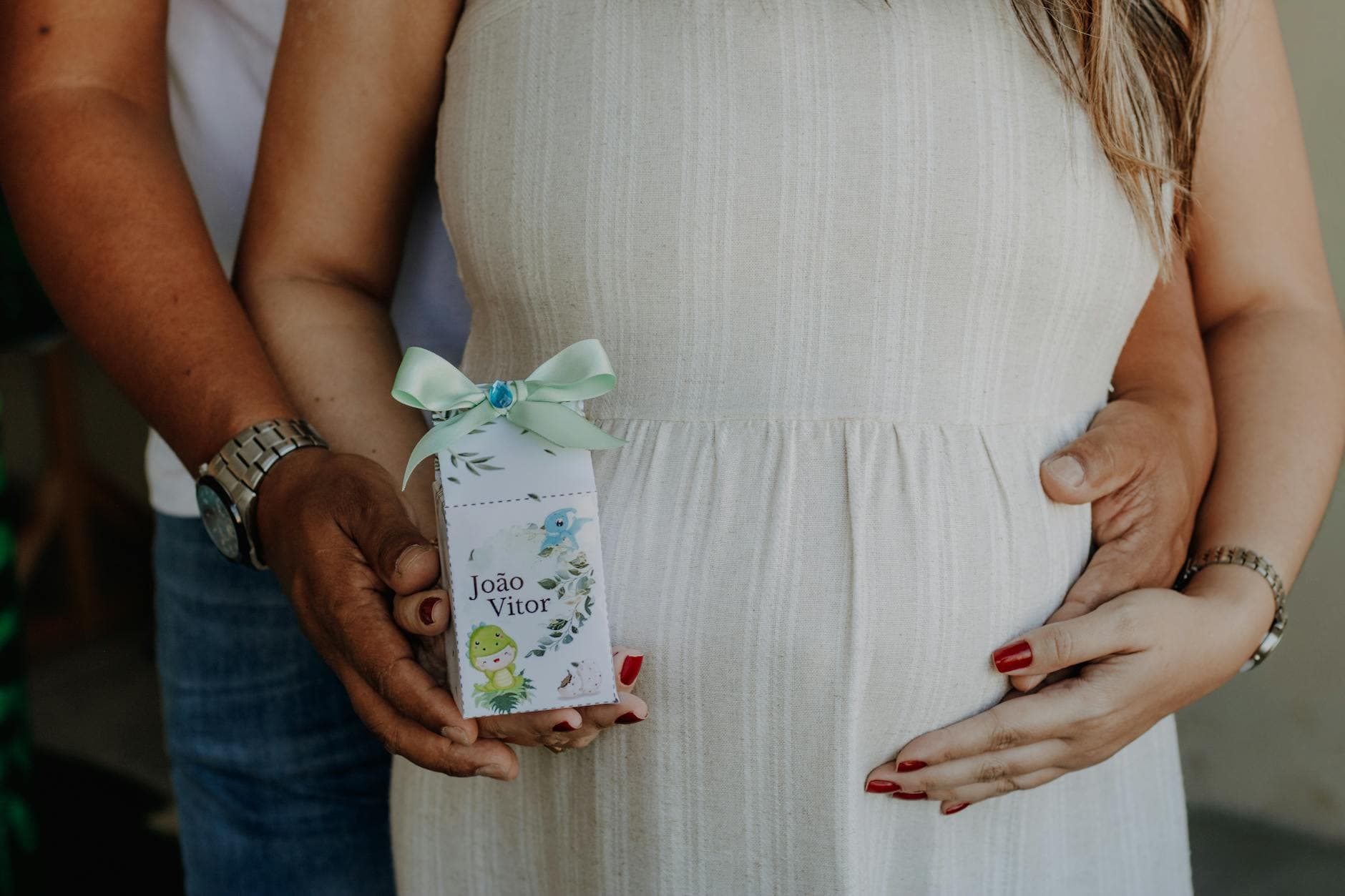 Push presents and registries are shifting to moms, too