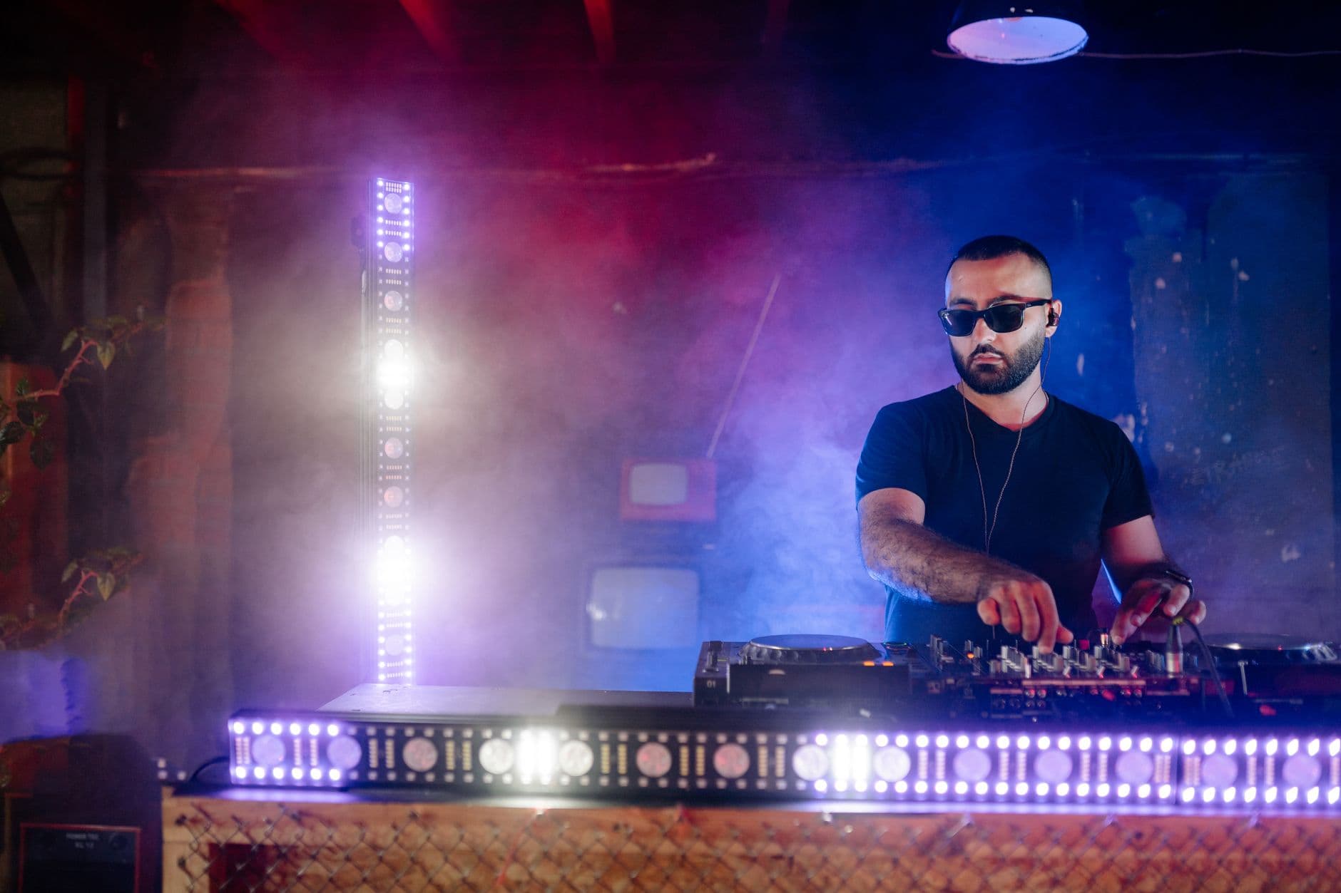 Marko Leandro returns to IAMT with hypnotic techno journey