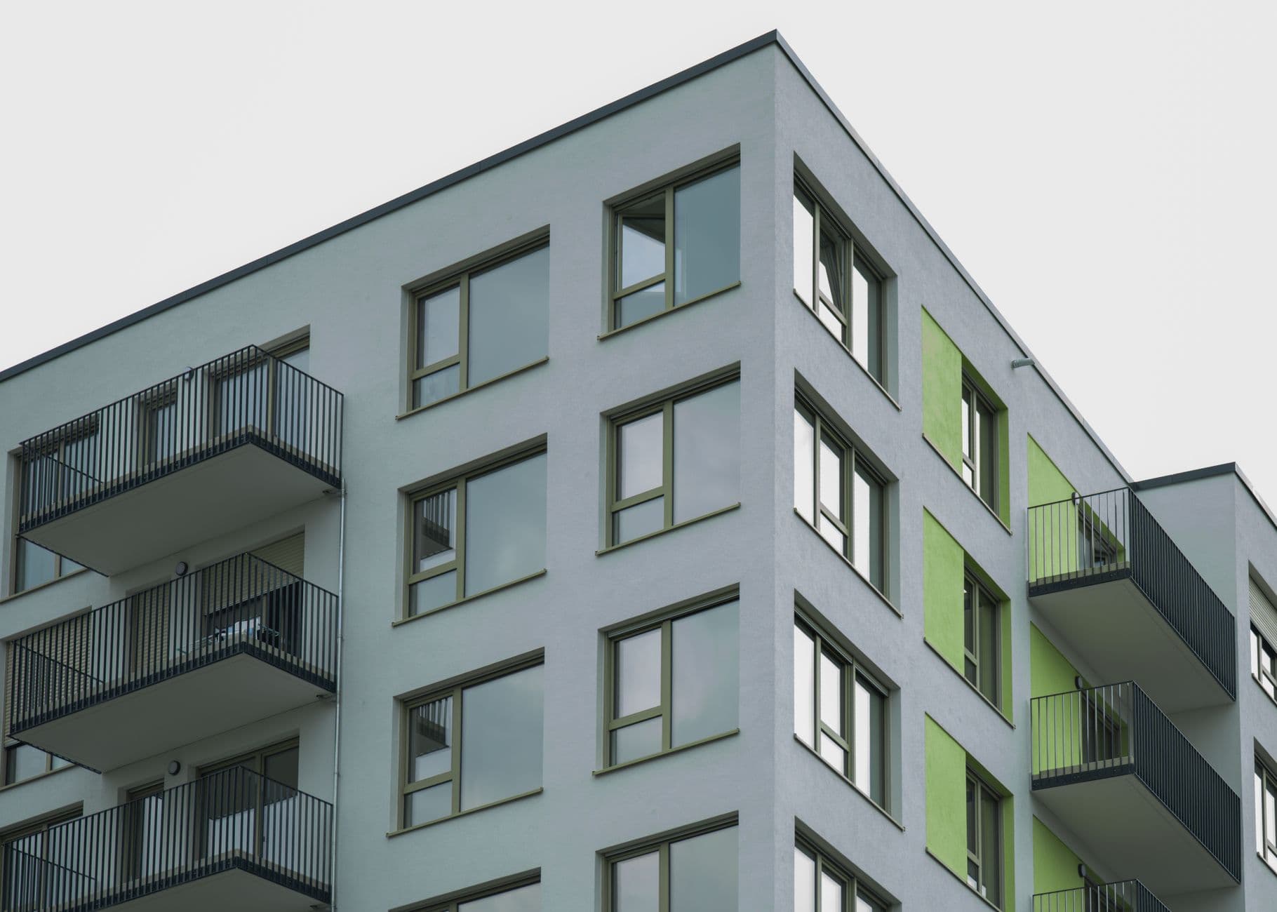 China home prices fall faster in May as property slump deepens