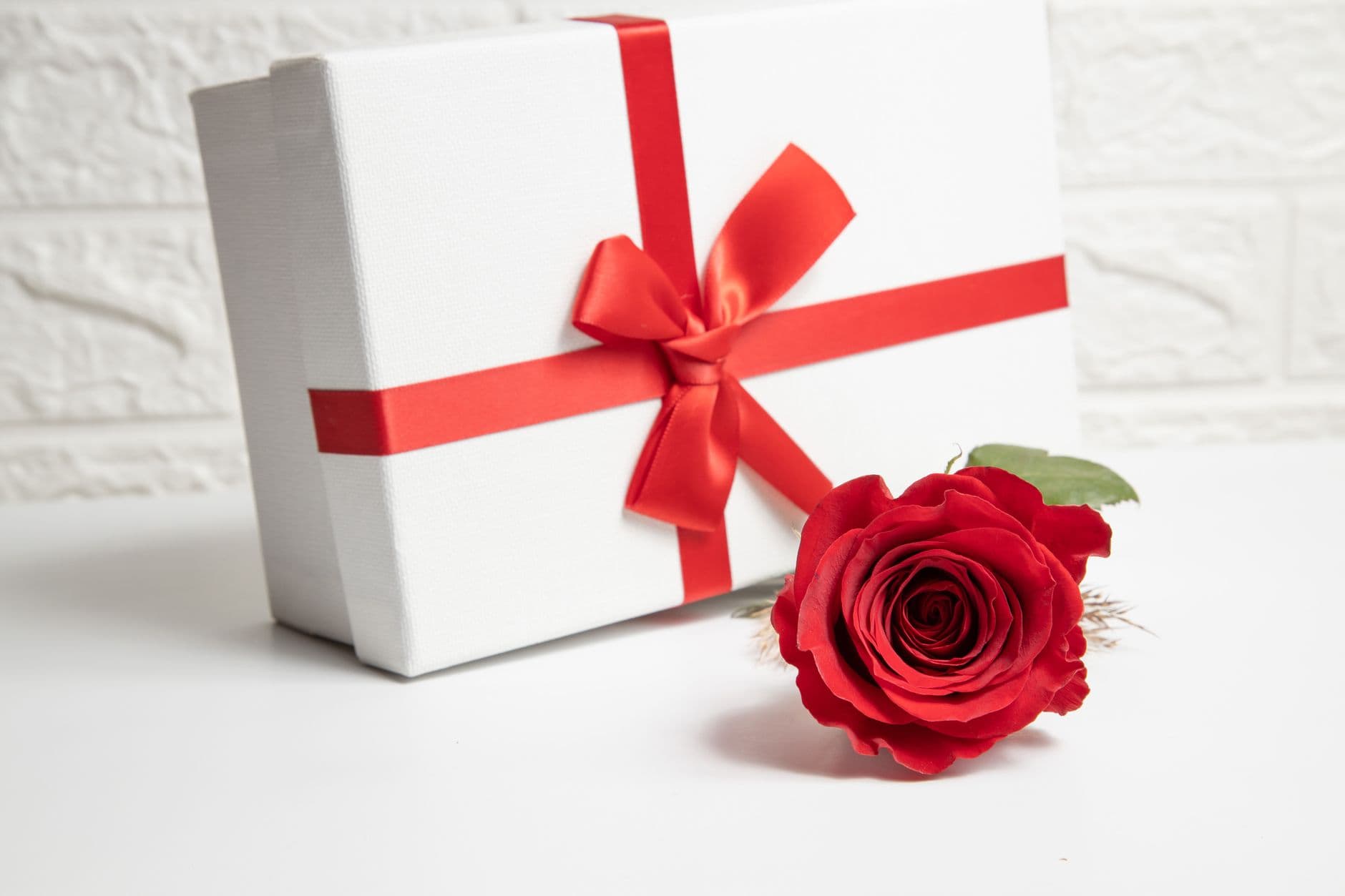 The Knot’s 35 best Valentine’s Day gifts for every budget