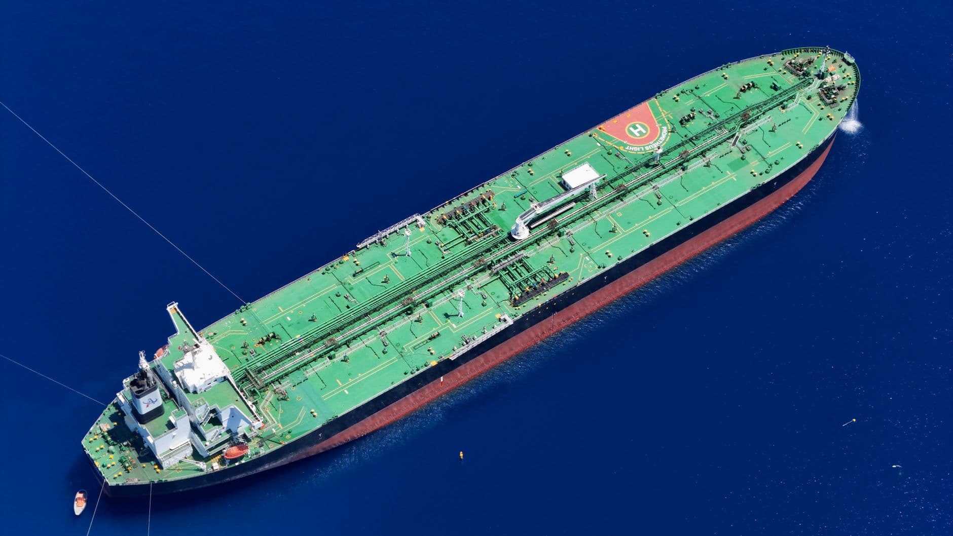 U.S.-Iran deal gives Tehran oil relief before final nuclear talks