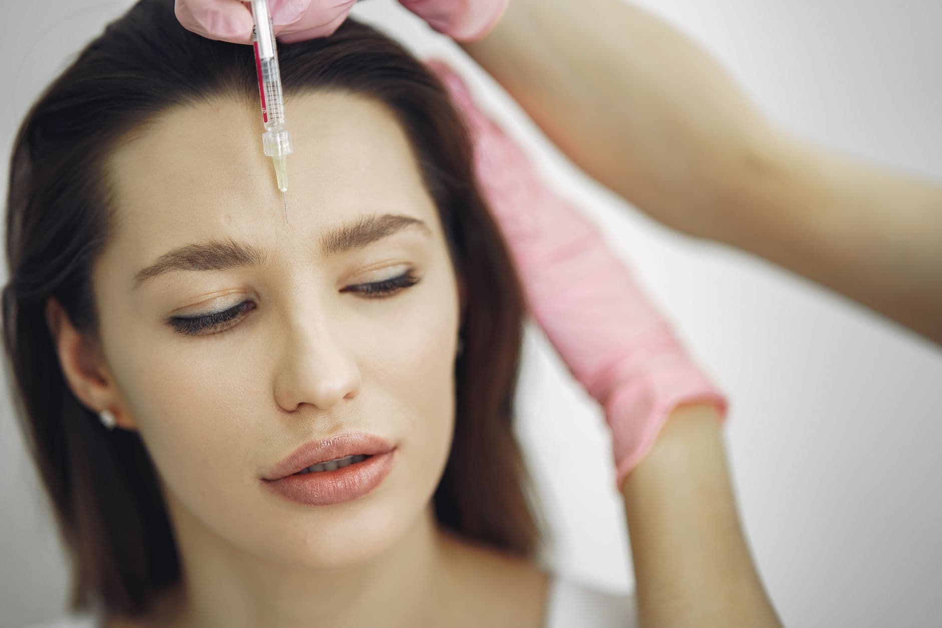 Seminole County woman arrested for unlicensed lip filler services