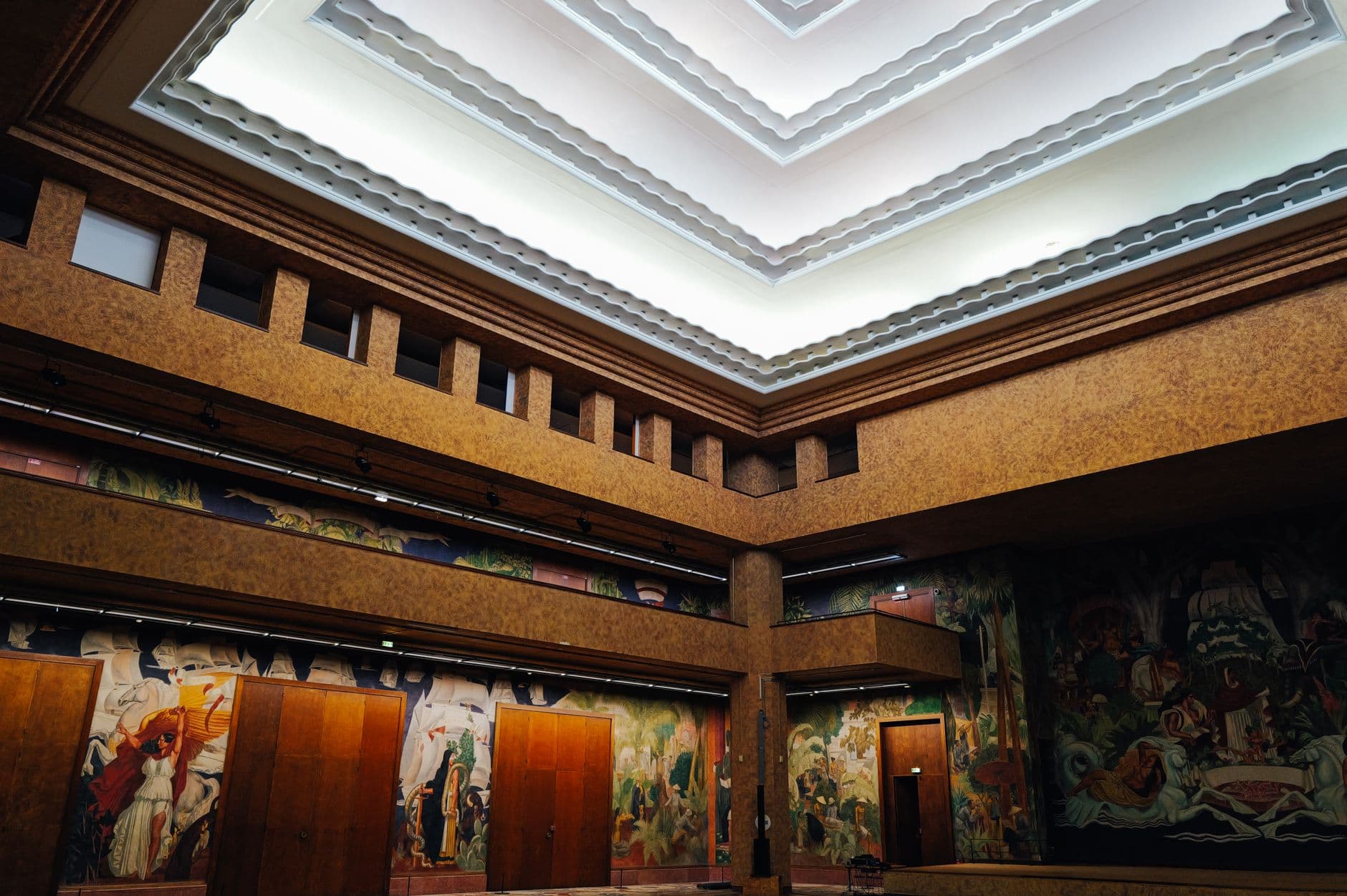 McKinley County courthouse showcases New Deal art and Lloyd Moylan mural